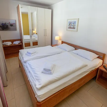 Rosa - Apt. 10 * Sellin (Rugen)